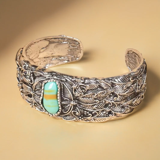 Beautiful Bracelet with Unique Style