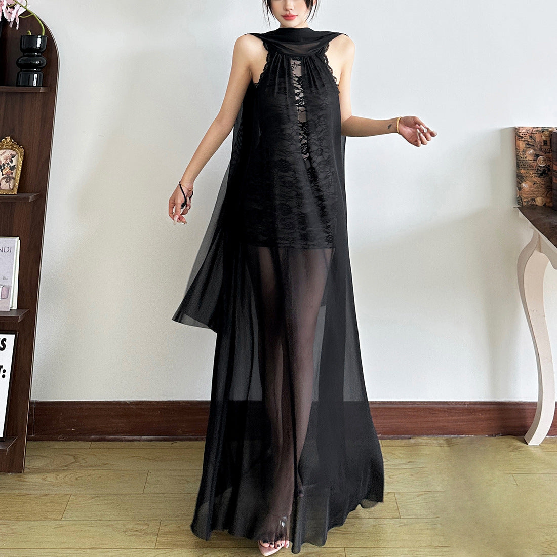 Effortlessly Elegant Dress with a Timeless Design