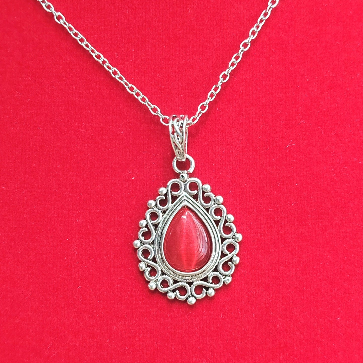 Romantic Necklace for Special Moments