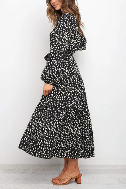 Sophisticated Dress with a Clean Classic Look