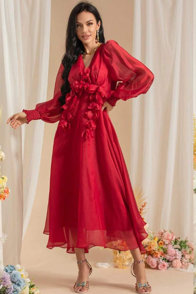 Classic Vintage Dress with a Flattering Fit