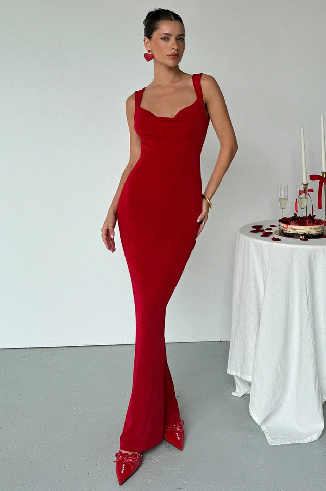 Elegantly Styled Dress for Everyday Wear