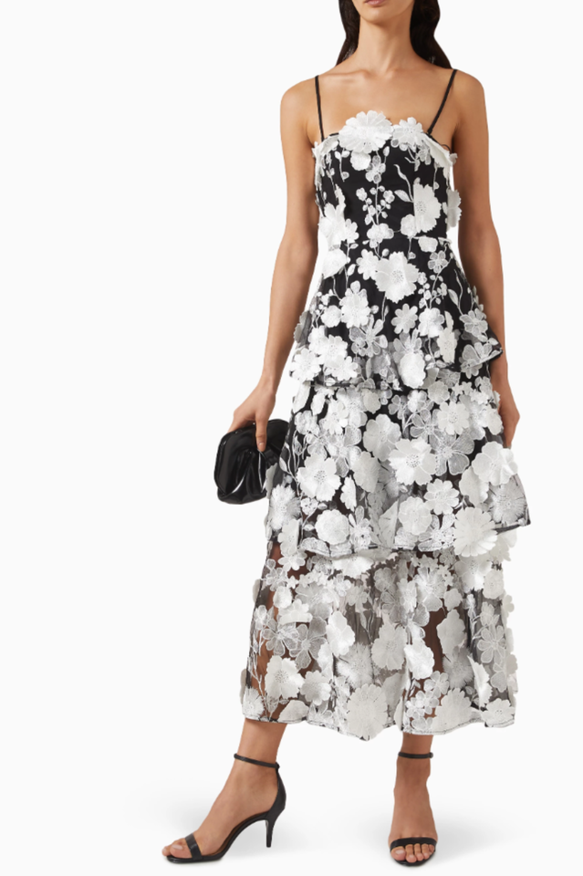 Sophisticated Dress with a Clean Classic Look
