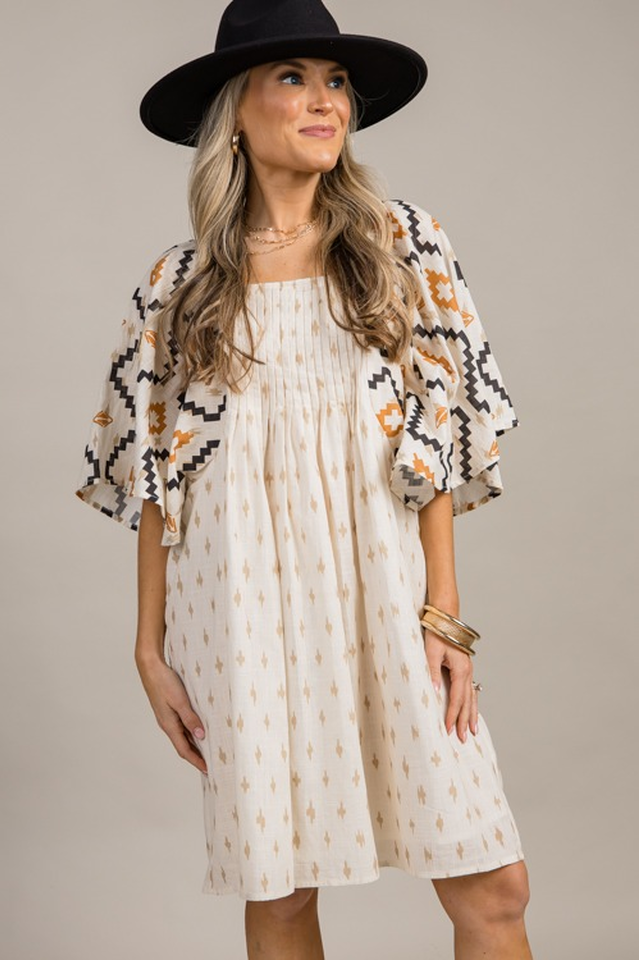 Polished Dress with an Effortless Classic Look
