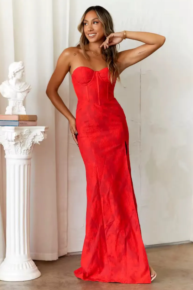 Classic Vintage & Enduringly Stylish Dress