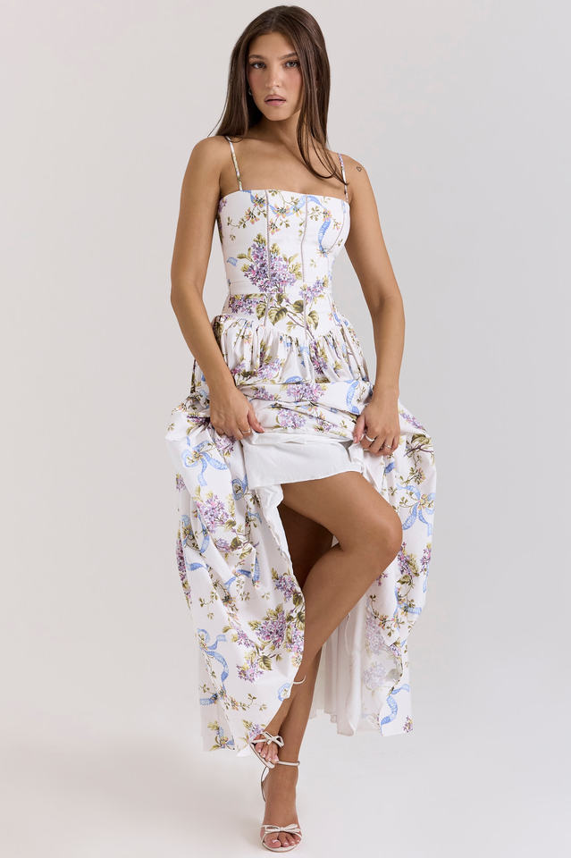 Classic Vintage & Enduringly Stylish Dress