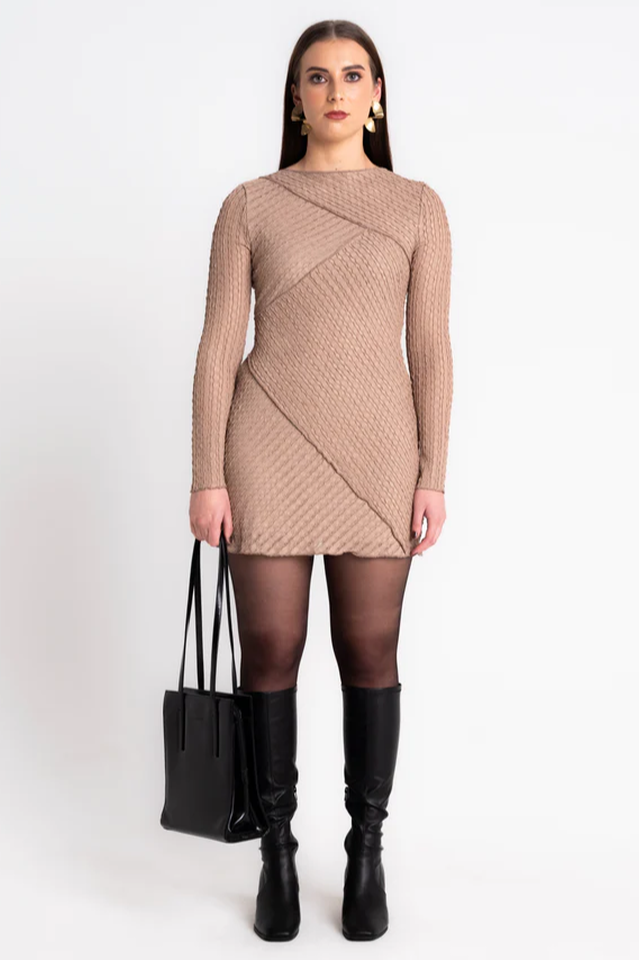 Sophisticated Dress with a Clean Classic Look