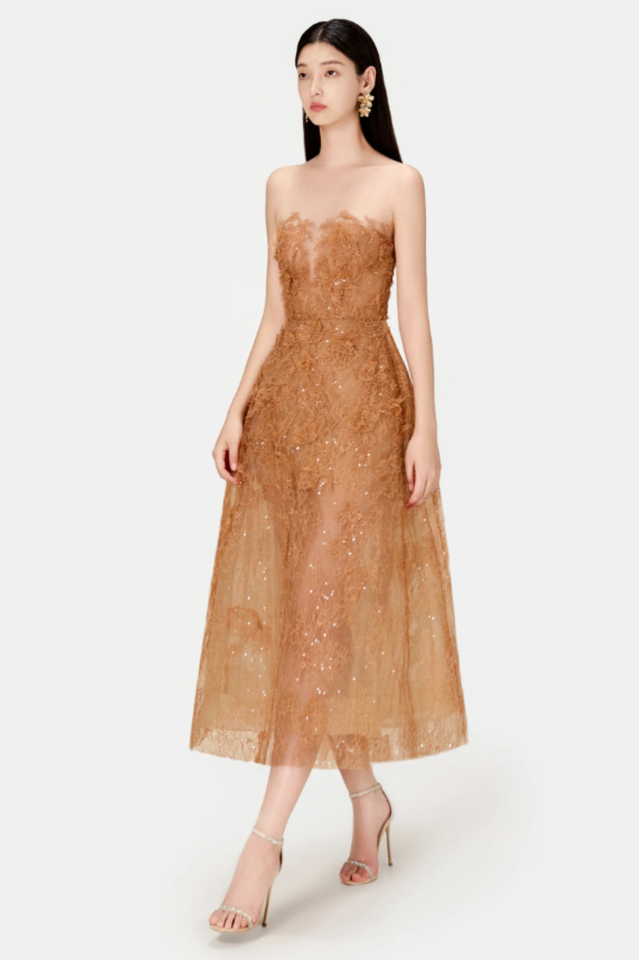 Polished Dress with an Effortless Classic Look