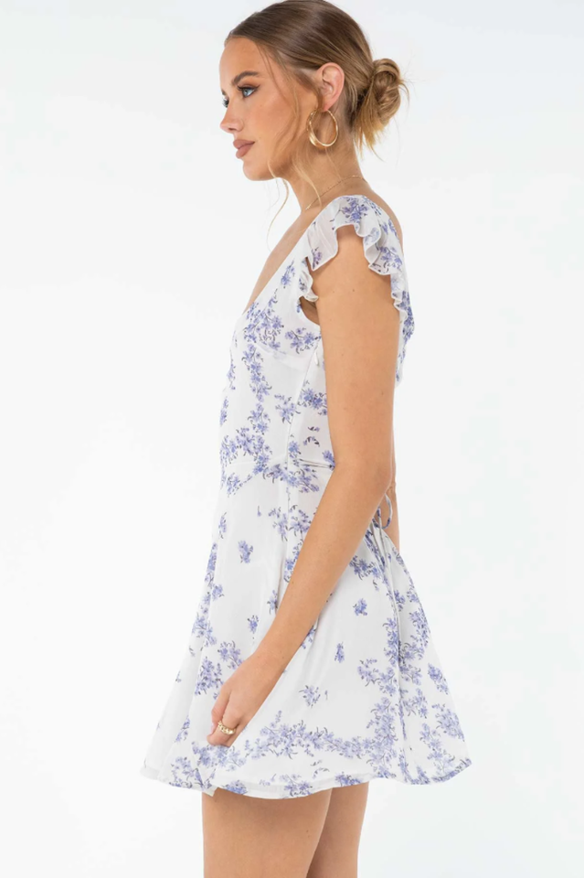 A Vintage Style Dress with Delicate Timeless Details