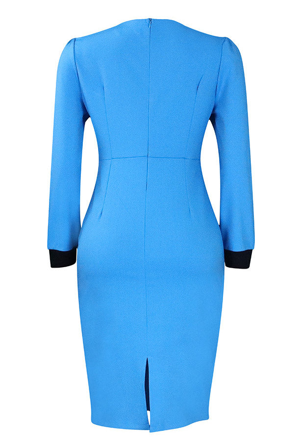 Beautifully Finished Dress in a Timeless Design