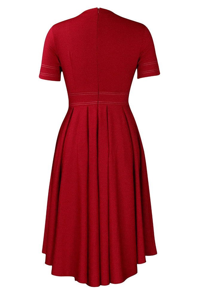 Sophisticated Dress with a Clean Classic Look