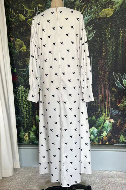 Gracefully Styled Dress for Any Occasion