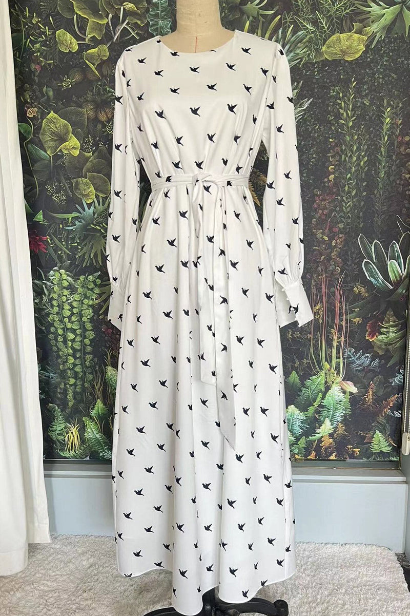 Gracefully Styled Dress for Any Occasion