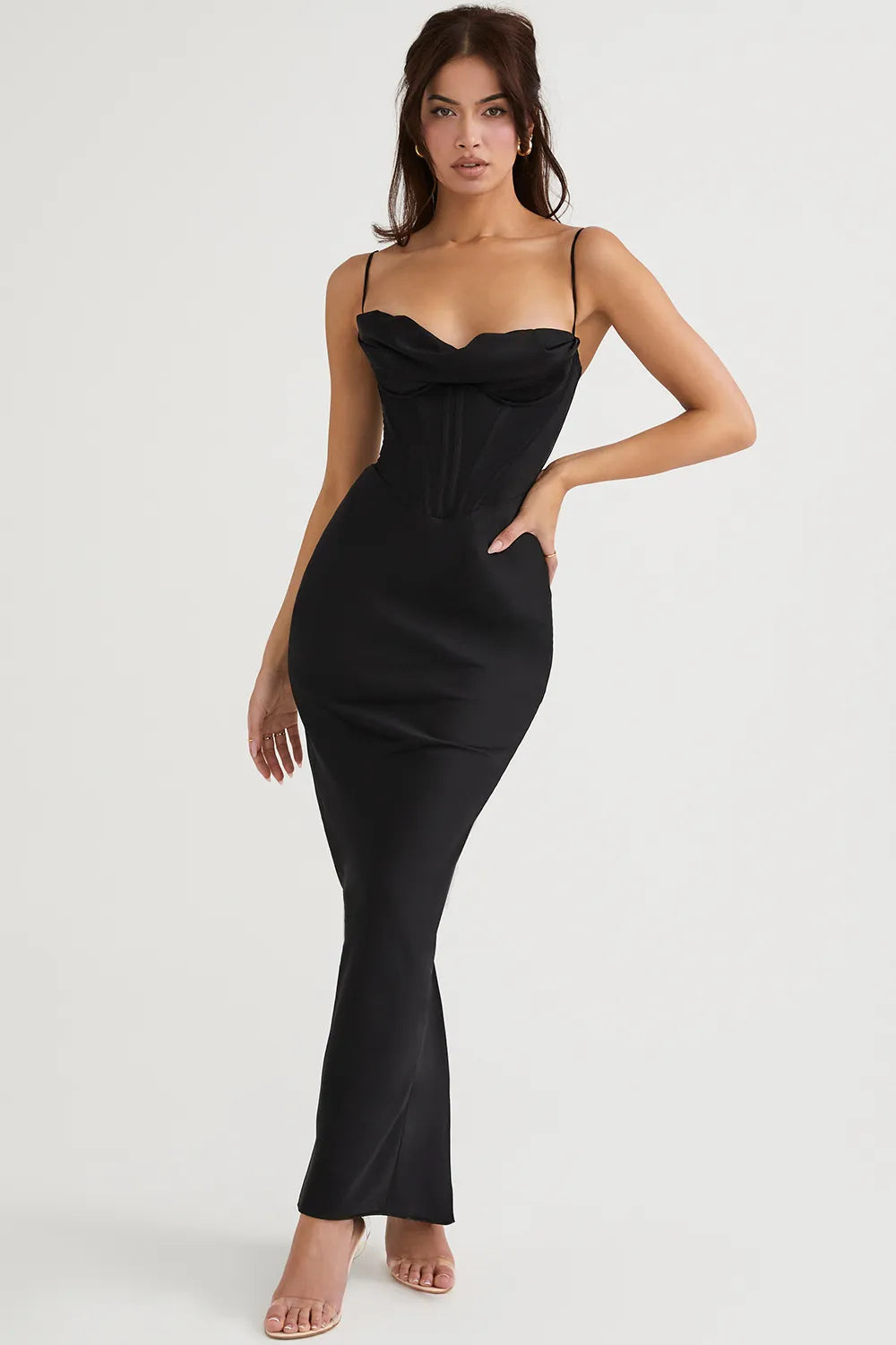 Gracefully Styled Dress for Any Occasion