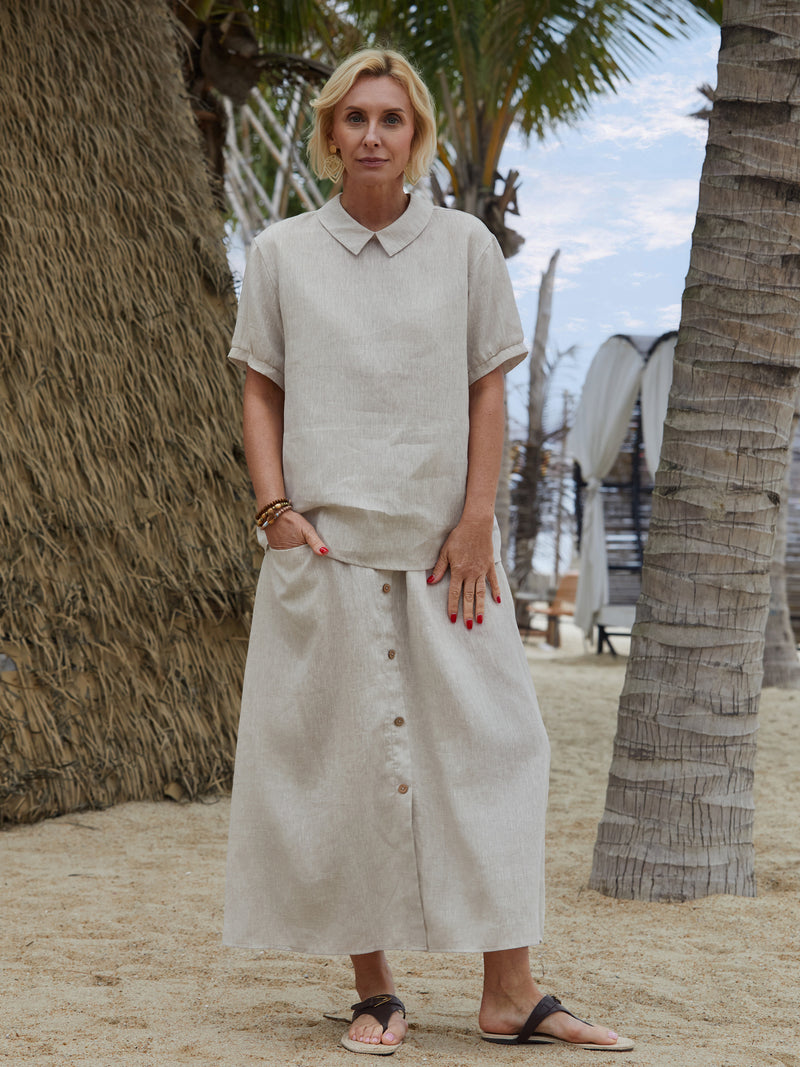 Classic Vintage Shirt with a Flattering Fit