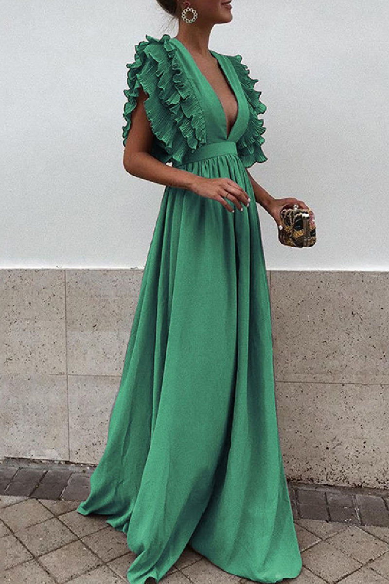 Beautifully Crafted Dress in a Classic Style