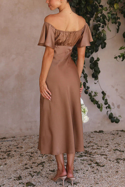 Sophisticated Dress with a Clean Classic Look