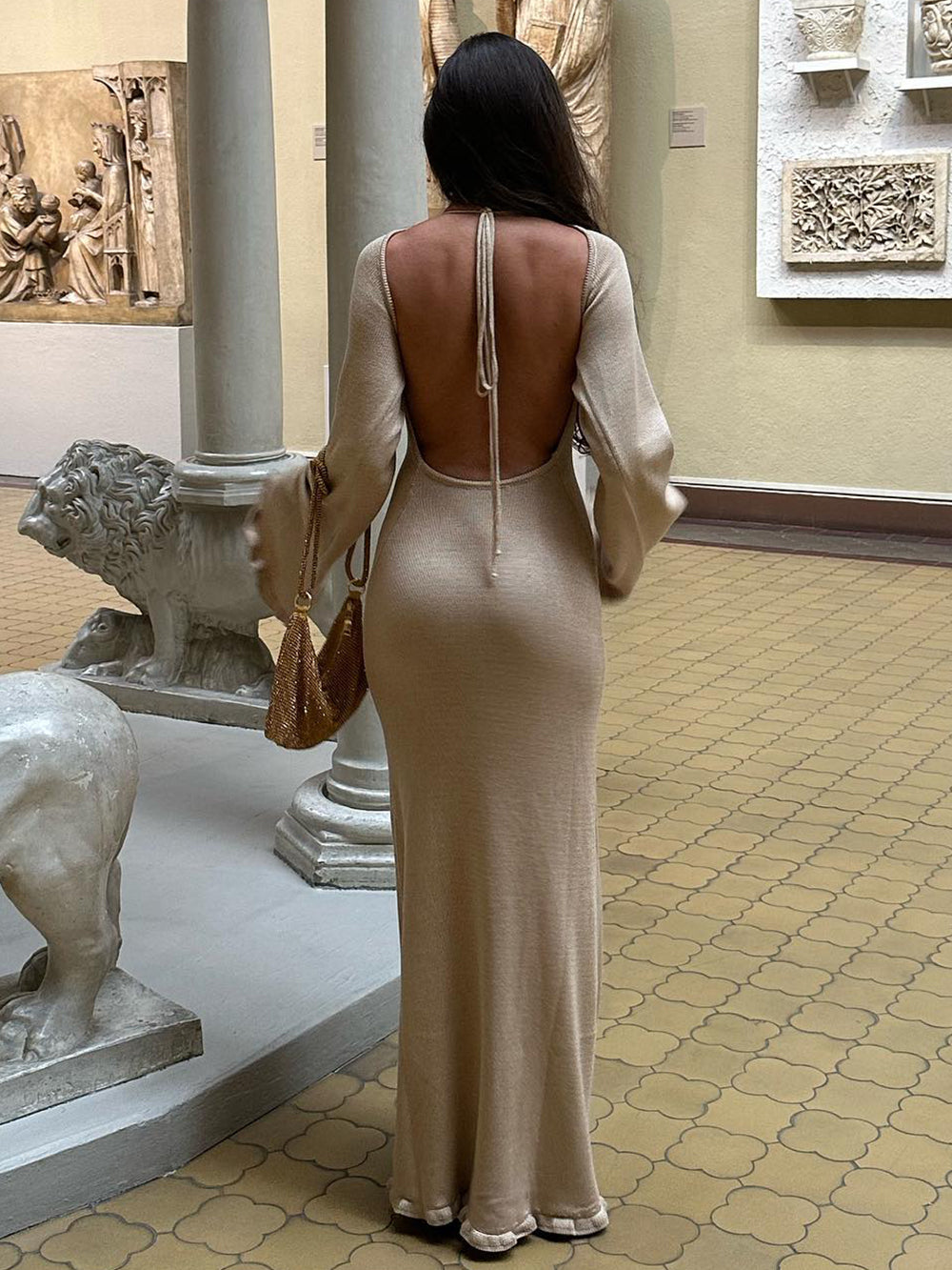 Effortlessly Elegant Dress with a Timeless Design