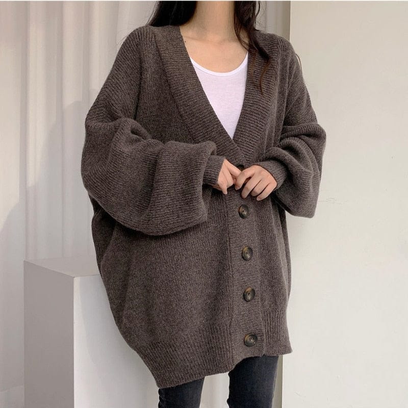 Elegantly Styled Cardigan for Everyday Wear