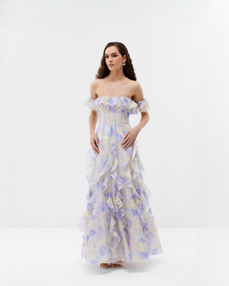 Classic Vintage & Enduringly Stylish Dress