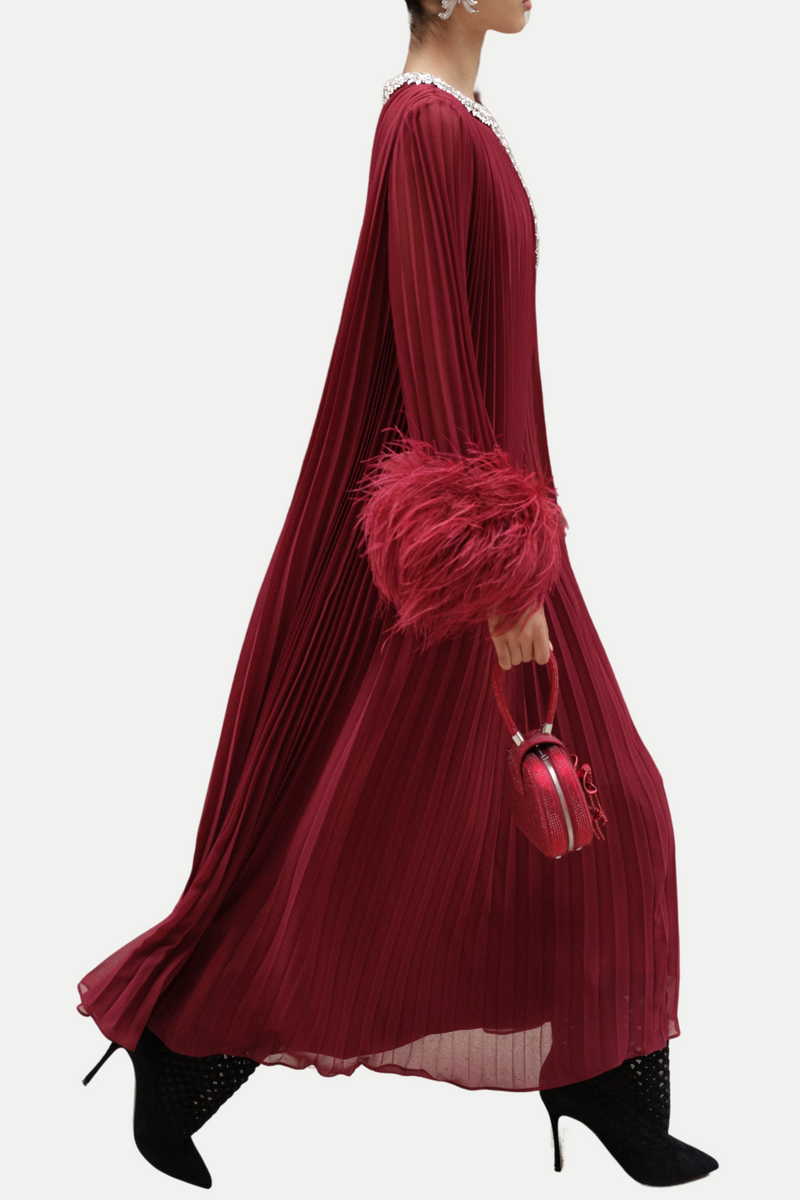 Beautifully Crafted Dress in a Classic Style