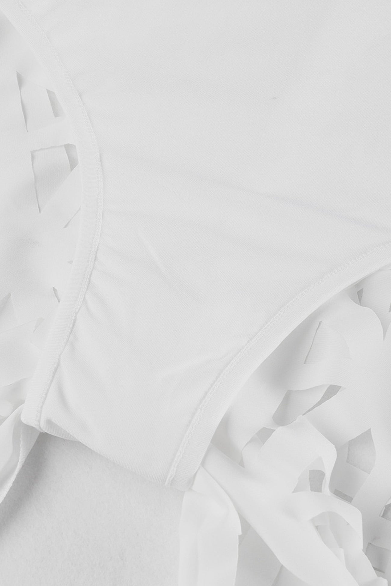 Well Tailored Pants with a Graceful Silhouette