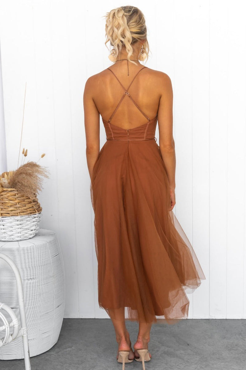 Effortlessly Elegant Dress with a Timeless Design