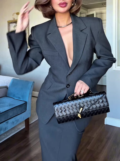 Well Tailored Garment with a Graceful Silhouette