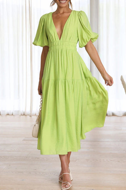 Classic Vintage Dress with a Flattering Fit