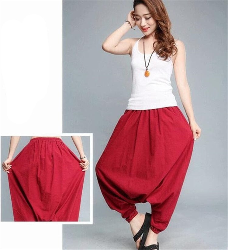 Effortlessly Elegant Pants with a Timeless Design