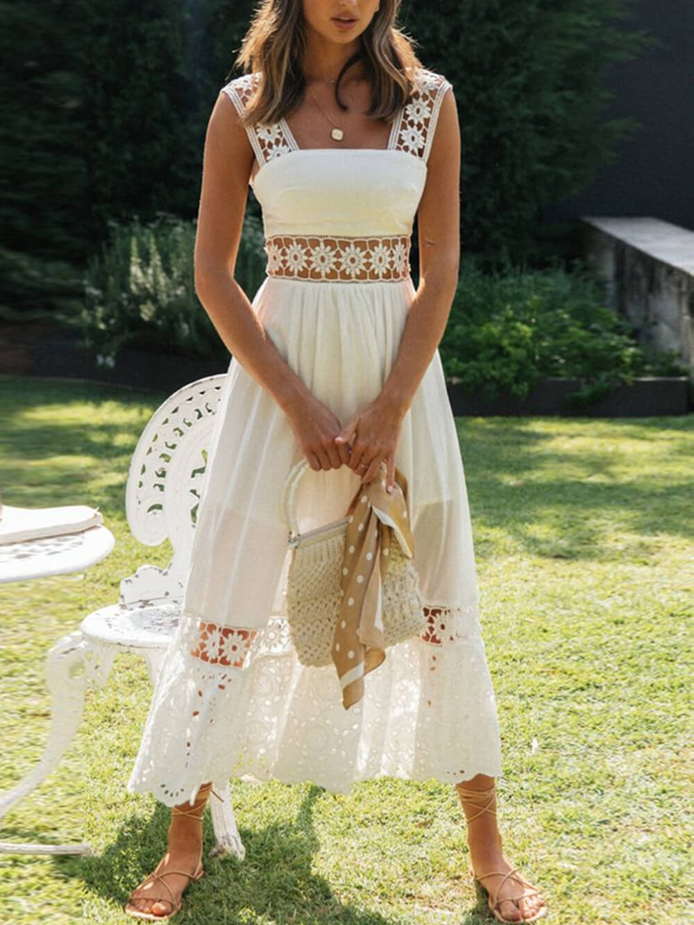 Beautifully Crafted Dress in a Classic Style