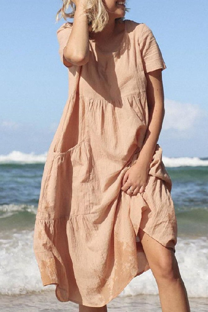 Well Tailored Dress with a Graceful Silhouette