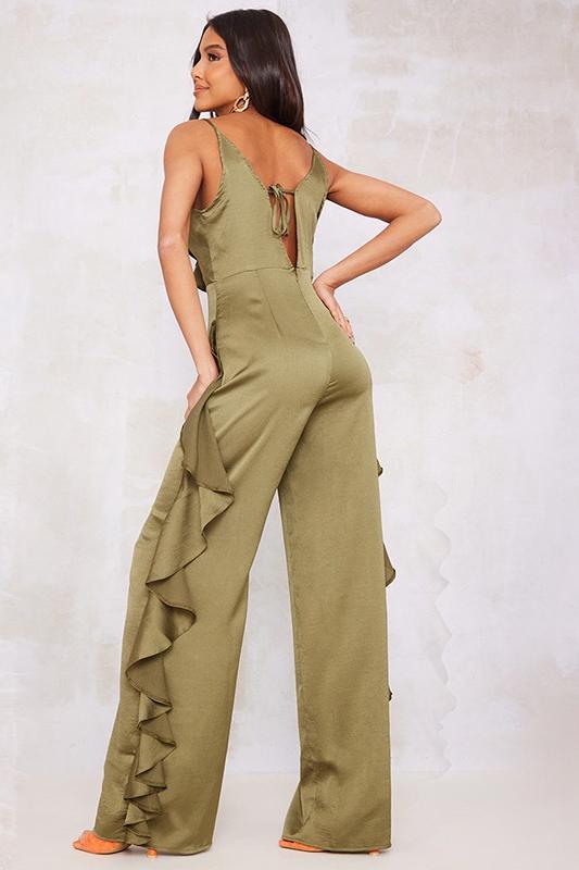 Classic Vintage Garment with a Flattering Fit