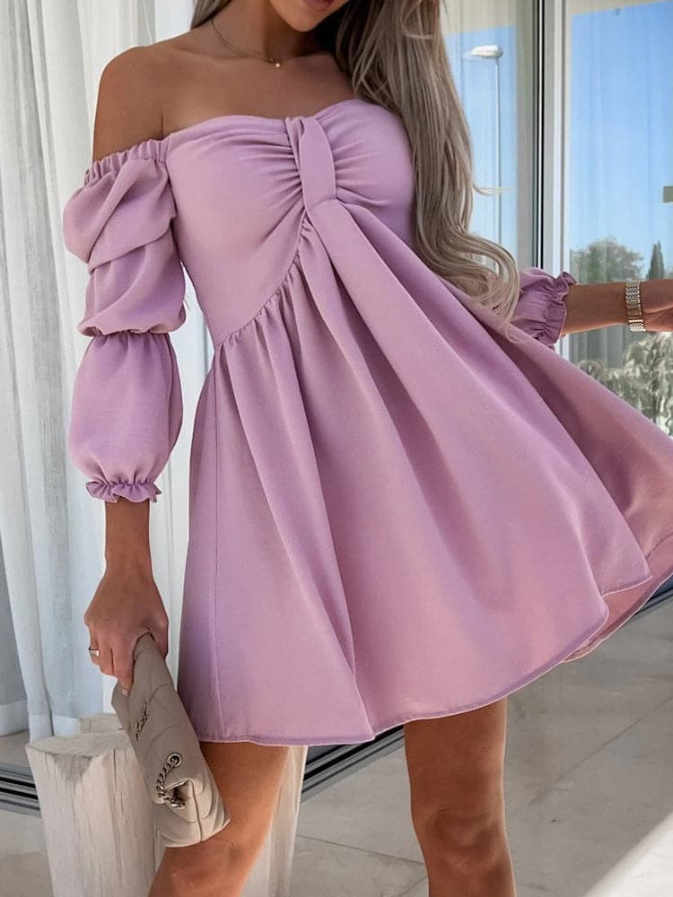 Well Tailored Dress with a Graceful Silhouette