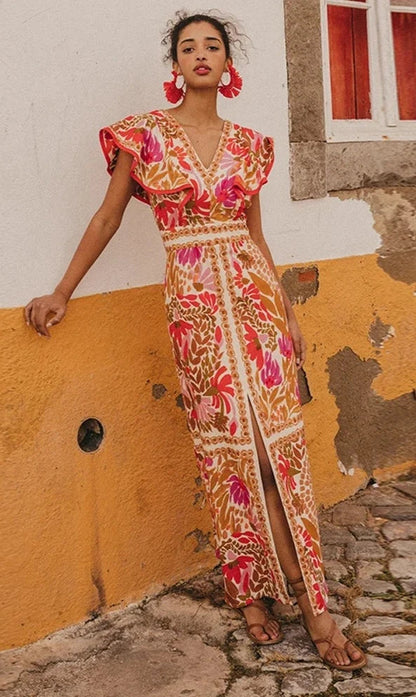 Gracefully Styled Dress for Any Occasion
