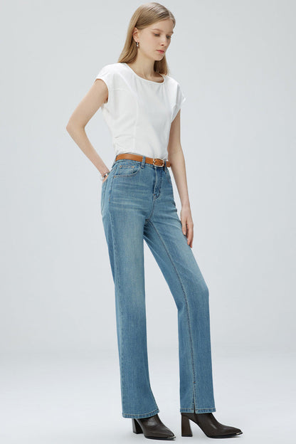 Well Tailored Garment with a Graceful Silhouette