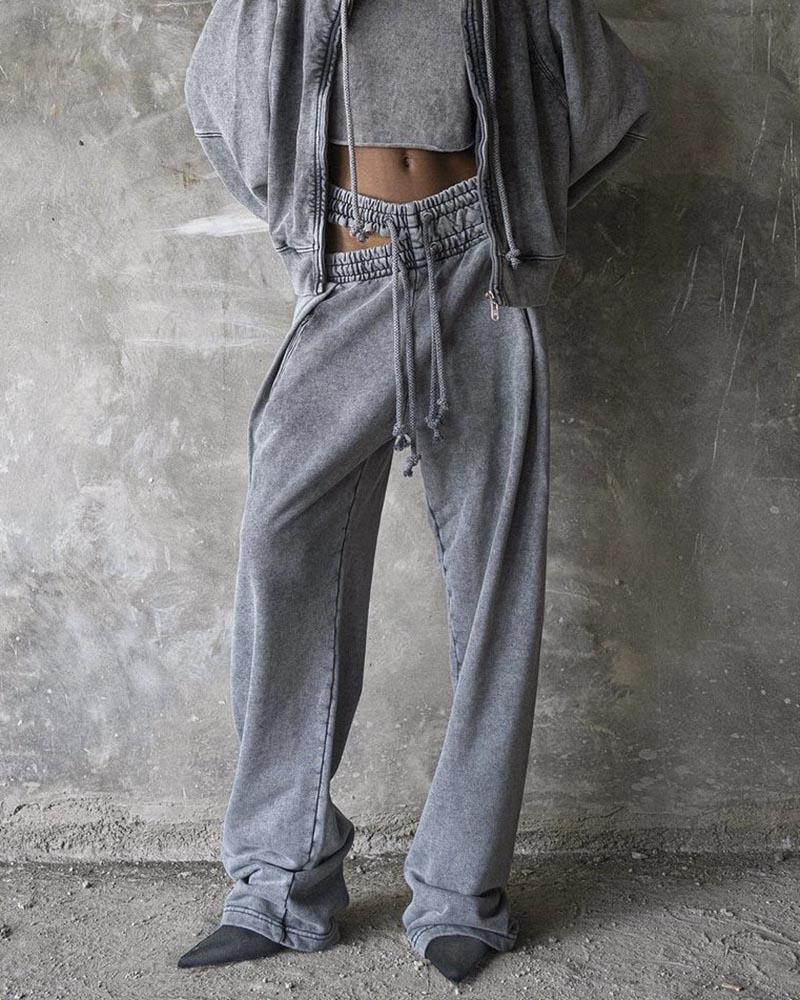 Gracefully Styled Pants for Any Occasion