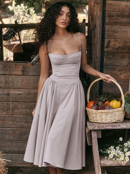 Sophisticated Dress with a Clean Classic Look
