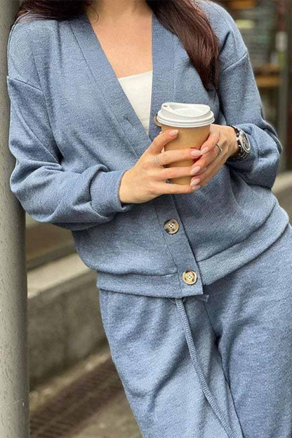 Beautifully Finished Cardigan in a Timeless Design