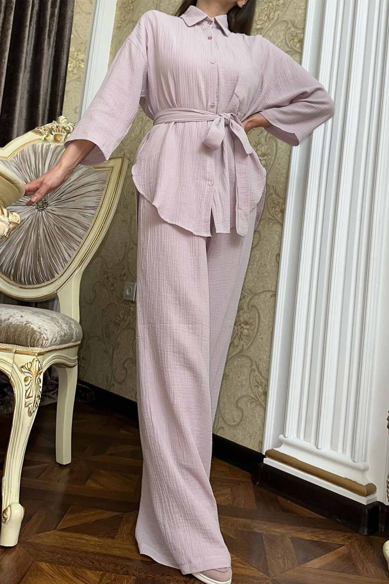 Beautifully Finished Pants in a Timeless Design