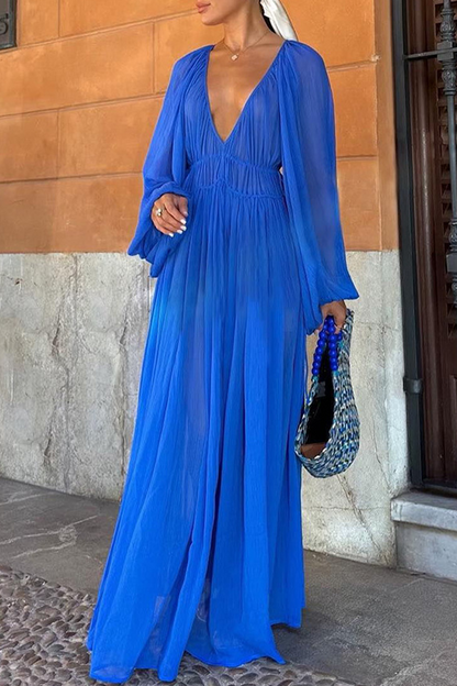 Effortlessly Elegant Dress with a Timeless Design