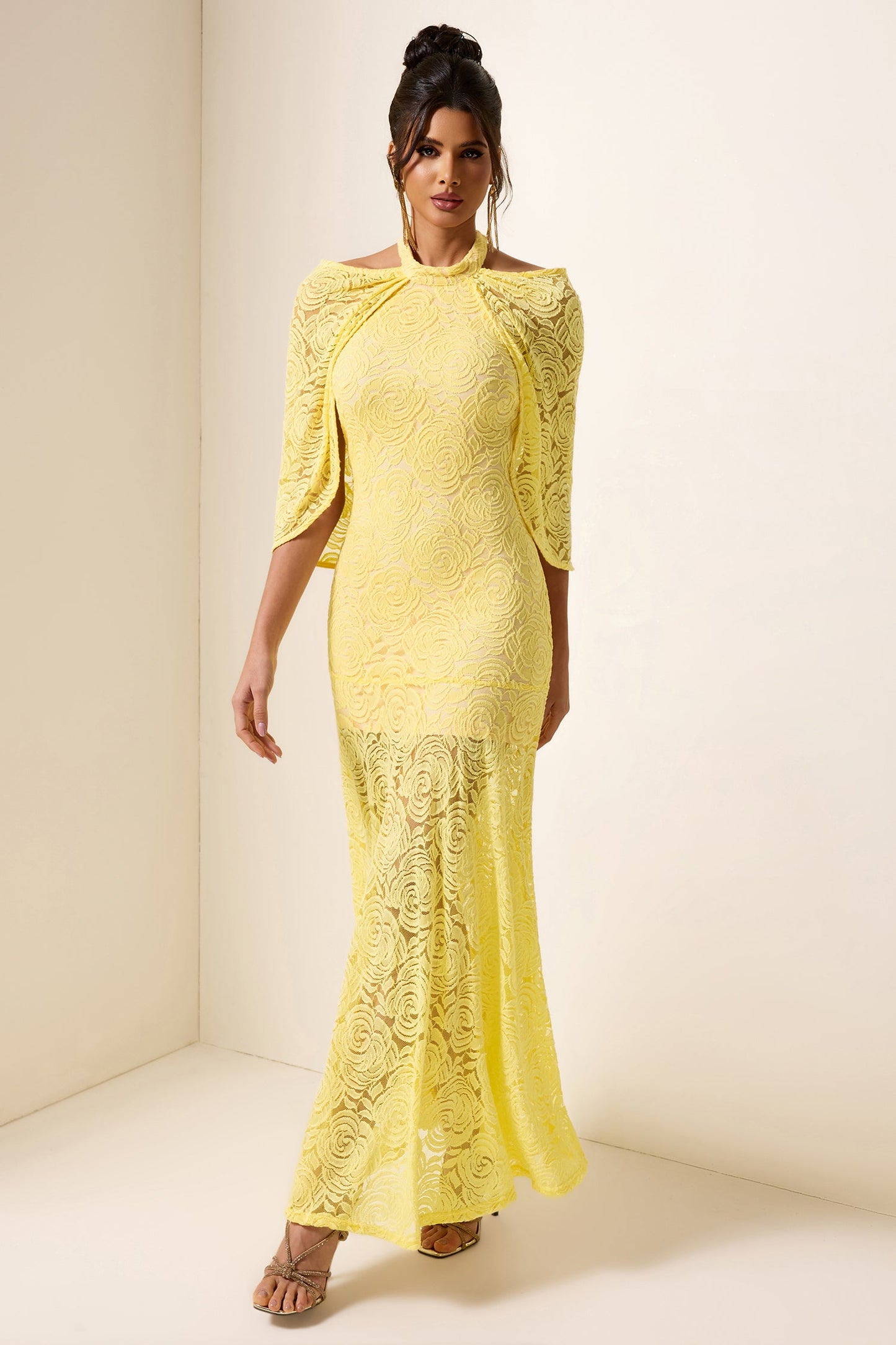 Classic Vintage Dress with a Flattering Fit