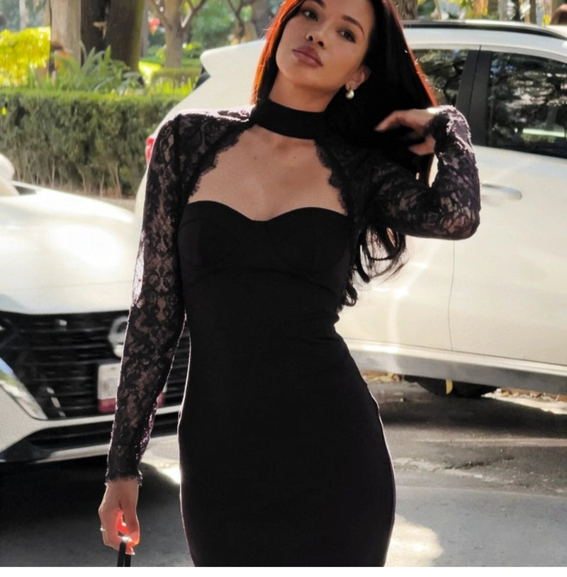 Gracefully Styled Dress for Any Occasion