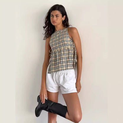 Classic Vintage Top with a Flattering Fit