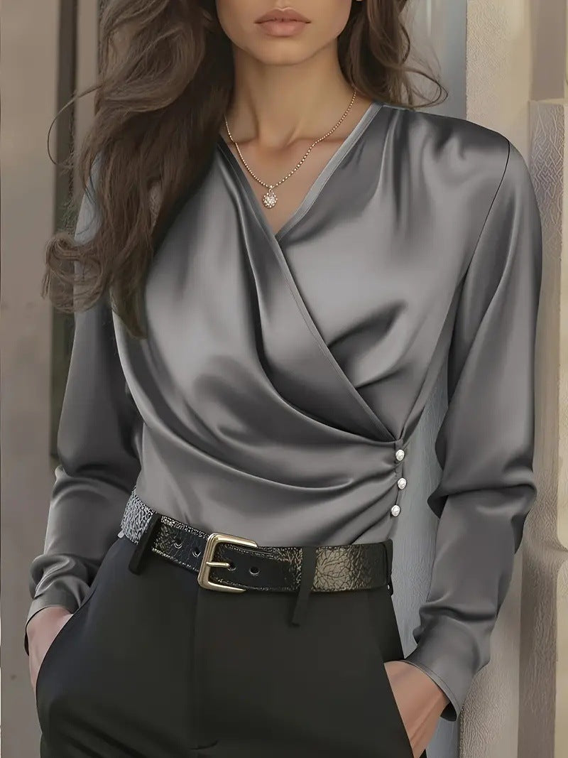Classic Vintage Shirt with a Flattering Fit