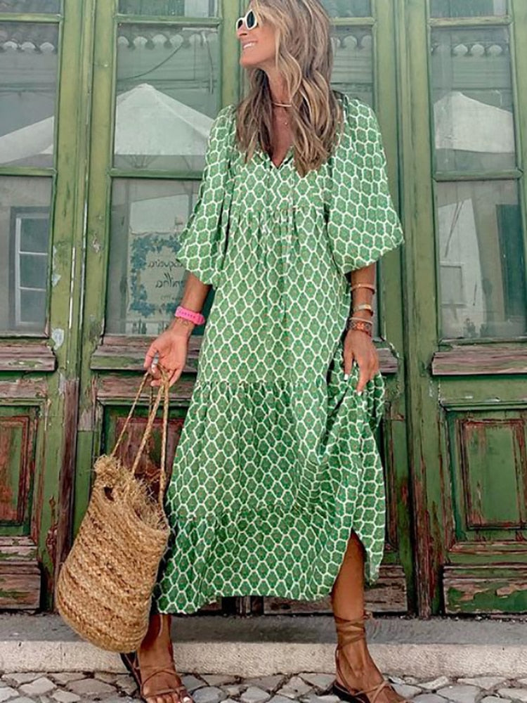 Effortlessly Elegant Dress with a Timeless Design