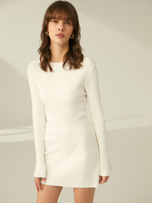 Beautifully Finished Sweater in a Timeless Design