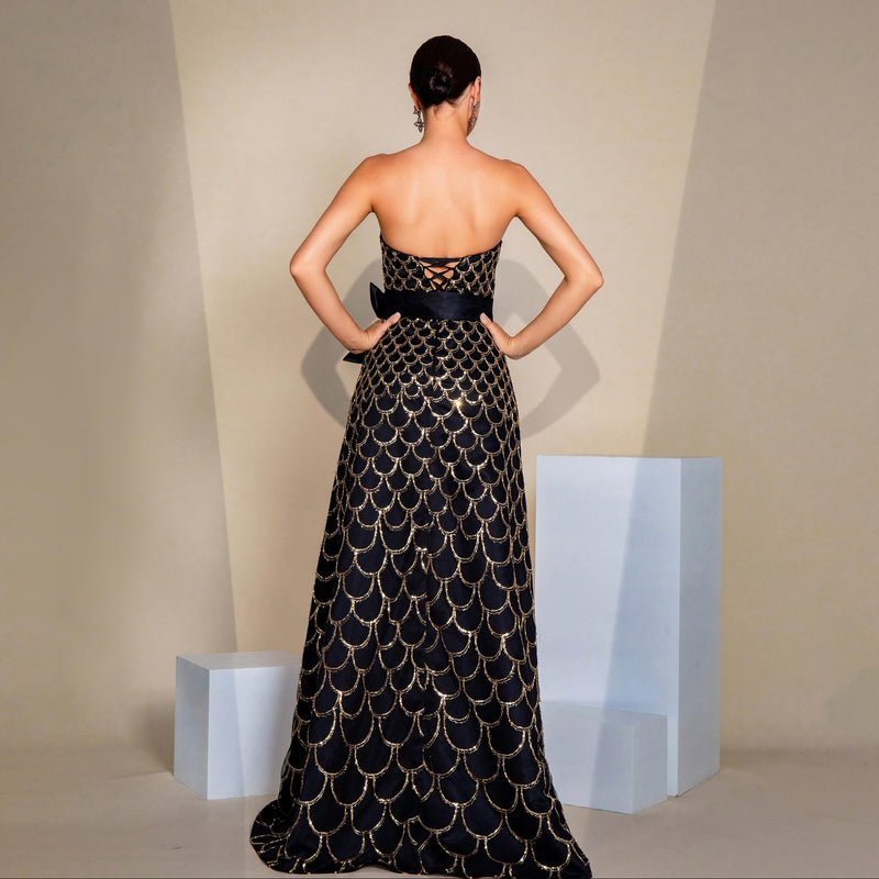 Sophisticated Dress with a Clean Classic Look