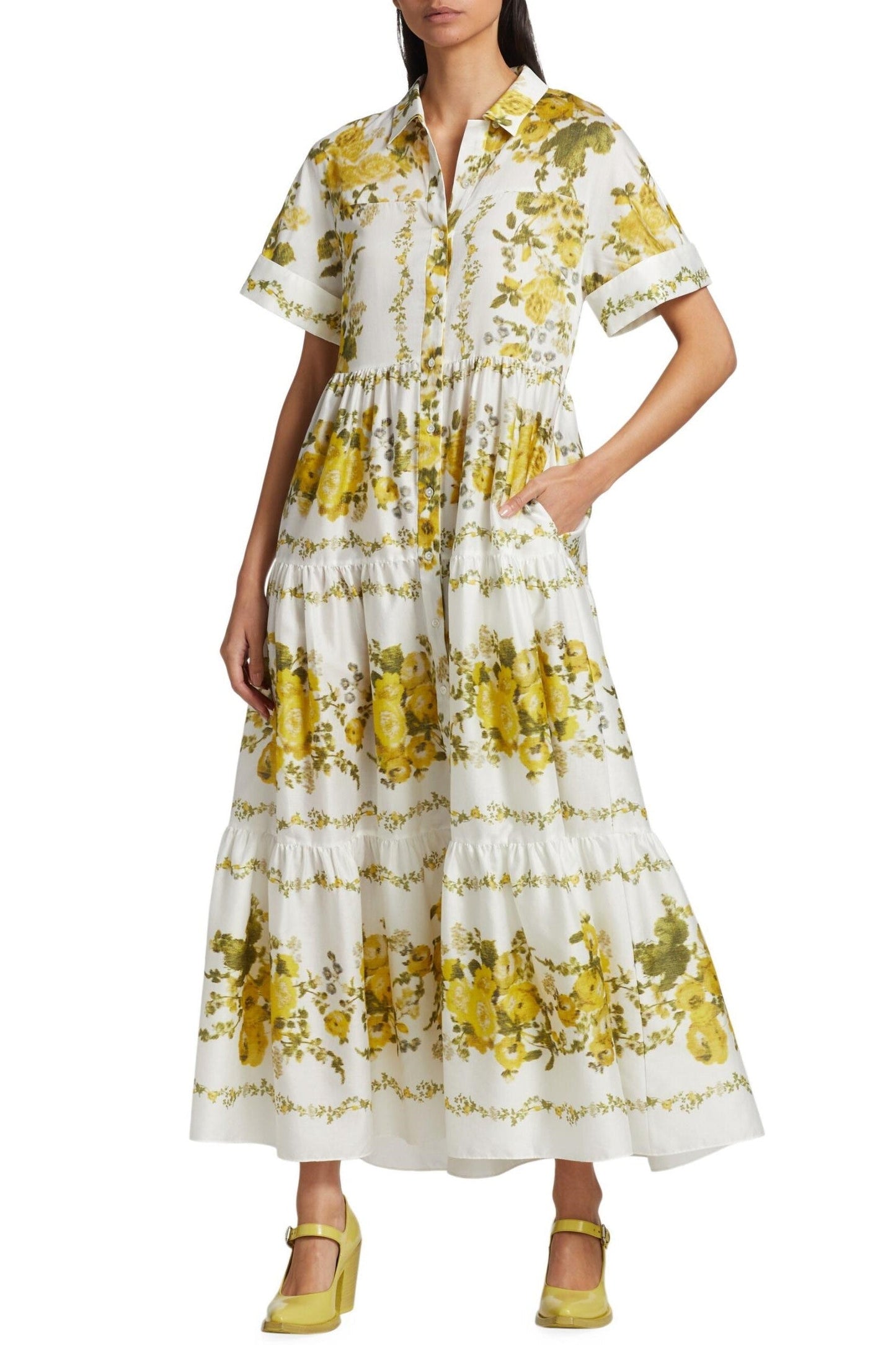 Effortlessly Elegant Dress with a Timeless Design