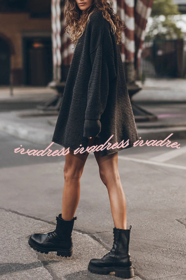 Classic Vintage Sweater with a Flattering Fit